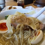 伊藤商店 - ワンタン