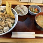 喜界 - 煮穴子丼