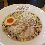 泡系しおとんこつラーメン べらしお - 