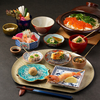 由拥有20年日本料理经验的厨师打造的创意油炸串。