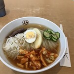 平壌冷麺食道園 - 