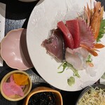 板前バル LIVE FISH MARKET - 