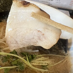 麺屋 伍利羅 - チャーシュー