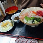 市場食堂 - 