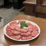 秋葉原 炭火焼肉 たん清 - 