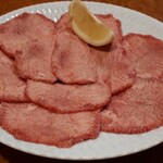 みどりや焼肉店 - 