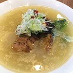 麺屋 鶏ノ湯 - 鶏モモが香ばしくて旨い！鶏出汁が濃い！