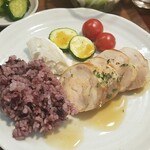 キッチン ブルー グローブ - ご飯を乗せてソースを吸わせます