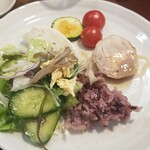 キッチン ブルー グローブ - 最後はスープの具材もワンプレート