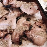 鳥料理 ちゃぼ - 「さんしょ」がとても合います。