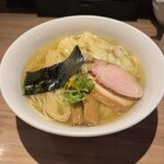 中華soba いそべ - エビワンタン麺