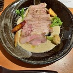 ミ・カサ - メイン、千葉県産豚のロースト酸味があるソースと鎌倉野菜と