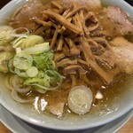 Shinchan Ramen - ラーメン、メンマトッピング