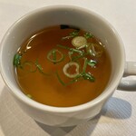 Kiitos - コンソメスープ　　おいしくて、ついつい先に飲みほしそうになる。
