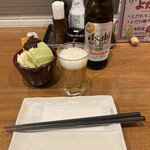 華祭 - ノンアルコールビール５１０円、お通し３５０円。野菜の付け出しは嬉しいですね♩