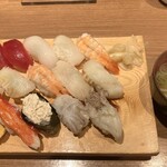 Sushi Izakaya Taroumaru - 【'24.3】ランチメニュー　満腹にぎり15貫　1000えん