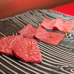 和牛とタン 焼肉 とみ - 