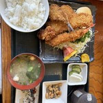 お食事処まるに - 