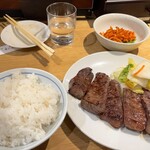 牛たん料理 閣 - 