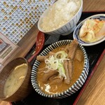 もつ煮本舗 まるさん食堂 おみたま店 - Aモツ煮定食