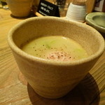 北海道シントク町 塚田農場 渋谷南口店 - お通し・鶏団子のポタージュ