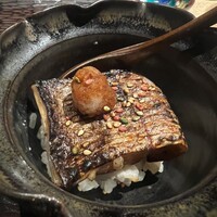 五本木 響 - 