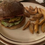 CRITTERS BURGER - 