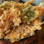 よしだや - 2024/04/01
ミックス天丼 大盛 800円
持ち帰り
・100円
いか天
いかフライ
・80円
やさいかきあげ
いかかきあげ
・60円
ナス天
玉ねぎ天
ゴボウ天
・30円
からあげ