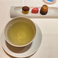 レストランひらまつ 博多 - 