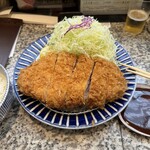 とんかつ 大宝 - 揚げあがり｡素晴らしい色付き｡