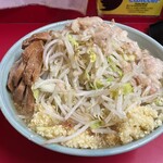 ラーメン二郎 - 野菜にんにく脂ましまし