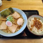 Good Day Ramen 千夏9 - 煮干し中華そば（細麺）＋味玉＆牛しぐれ生姜丼