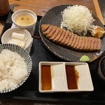 牛かつ･牛煮込み 鈴乃家 - 