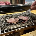 近江牛神戸牛 焼肉 肉魂 - 