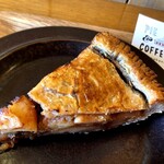 PIE & COFFEE mamenakano - アップルパイ　600円
