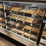 Ｃｈｅｒｂｕｃ Ｄｏｎｕｔｓ - 