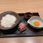 生鸡蛋拌饭