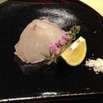 鮨 田なべ - 平目の刺身