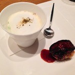 冬野菜と酒粕のポタージュ
          熟成肉メンチカツとフォアグラのサンド