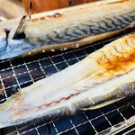 いしだ商店 - 【上：サバ味醂干し】、【下：サワラ】