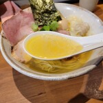 ジャパニーズ ラーメン 五感 - 