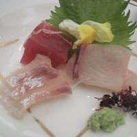 京都ブライトンホテル - 姿造りを、取り分けてくれたお刺身