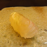 すし家 一柳 - 明石の鯛