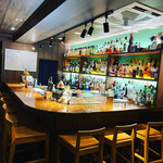 cocktail bar esprit - カウンター9席