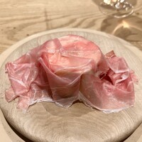 Itsuki - 蒸した熊本赤茄子とフランス擦りたて生ハム