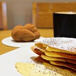 Cafe Comma & Yann Couvreur 카페꼼마&얀 쿠브레 - 