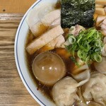 Ramen Tei Hinariryuuou - 具沢山