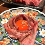 焼肉食べ放題 カルビとタン - 