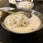 麻布十番 - 豚骨ラーメン