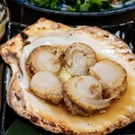 炉端とおでん 呼炉凪来 - ほたてバター焼き